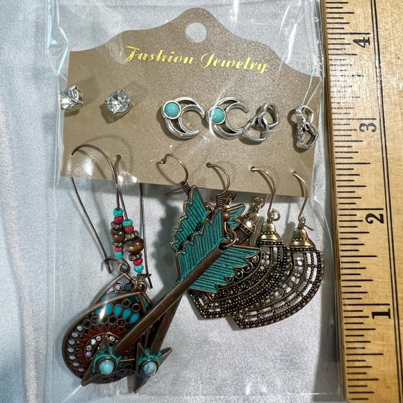 Southwestern Earrings Set - Picture 4 of 4